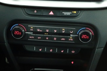 Kia Proceed Shooting Brake 1.6 T-GDI 204KM 2021 Kia ProCeed GT 1.6 T-GDI, Salon Polska, zdjęcie 9