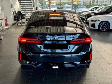 BMW Seria 5 G90-91 2025 BMW Seria 5 540d xDrive Sport Sedan 3.0 (303KM) 2025, zdjęcie 2