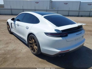 Porsche Panamera II 2019 Porsche Panamera GTS 2019 4.0l 4.0 Benzyna 453KM, zdjęcie 3