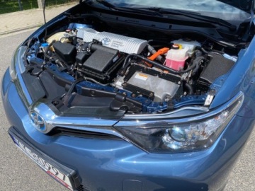 Toyota Auris II Touring Sports Facelifting 1.8 Hybrid 136KM 2016 Toyota Auris HYBRYDA AUTOMAT KLIMATYZACJA NAWIGACJA KAMERA TEMPOMAT GRZANE, zdjęcie 21