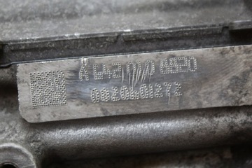 ГОЛОВКА ЦИЛИНДРА ПРАВАЯ SPRINTER 906 3.0 CDI R6420163601