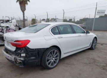 BMW Seria 7 G11-G12 2019 BMW Seria 7 2019, 3.0L, od ubezpieczalni 3.0 Benzyna 320KM, zdjęcie 5