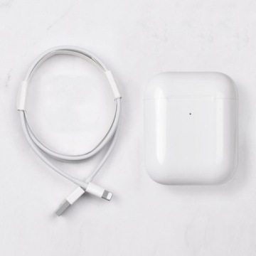 Беспроводные Bluetooth-наушники с повербанком.