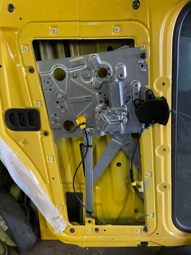 VOLVO FMX mechanizm podnoszenia szyby prawy