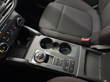 Ford Focus III Kombi Facelifting 1.5 TDCi 120KM 2018 Ford Focus ST Line / CarPlay/AndroidAuto / Nawigac, zdjęcie 26