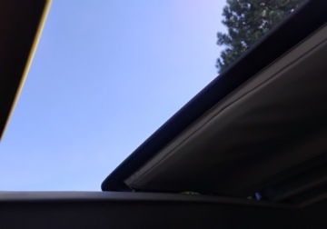 Renault Twingo II Hatchback 3d 1.2 16v 75KM 2012 Renault Twingo 2012r, 1.2. Benzyna. KABRIOLET. Delikatnie uszkodzony tyl., zdjęcie 20