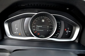 Volvo V60 I Kombi Facelifting 2.0 D3 DRIVE-E 150KM 2016 Volvo V60 Black Edition LiFt 2,0 D3 150Km Ledy, zdjęcie 25