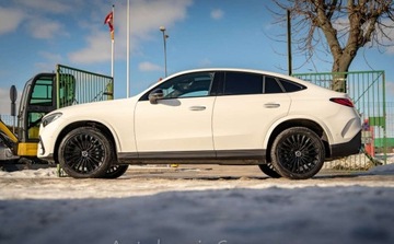 Mercedes GLC C254/X254 Coupe 2.0 300 258KM 2023 Mercedes-Benz GLC Mercedes-Benz Klasa GLC 300 4Matic 2.0 258KM 2.0 Benzyna, zdjęcie 4