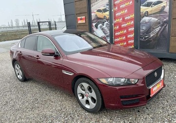 Jaguar XE Sedan 2.0 i4 200KM 2016 Jaguar XE 2.0 BENZ 200 KM 136.000 km Warszawa 2.0 Benzyna 200KM, zdjęcie 1