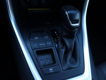 Toyota RAV4 V SUV 2.5 Hybrid Dynamic Force 218KM 2019 Toyota RAV 4 2.5 Hybrid, Salon Polska, zdjęcie 19