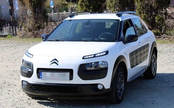 Citroen C4 Cactus Crossover Facelifting 1.2 PureTech 110KM 2018 Citroen C4 Cactus Zarejestrowany Doinwestowany 1.2 Benzyna 110KM, zdjęcie 4