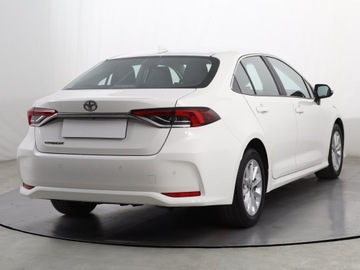 Toyota Corolla XII Sedan Facelifting 1.5 VVT-i 125KM 2023 Toyota Corolla 1.5 VVT-i, Salon Polska, zdjęcie 4