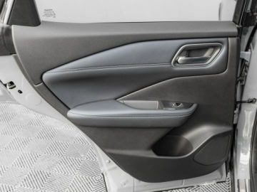 Nissan Qashqai III Crossover 1.3 DIG-T MHEV 158KM 2023 Nissan Qashqai CB213RC#1.3 DIG-T mHEV 4x4 Tekna, zdjęcie 25