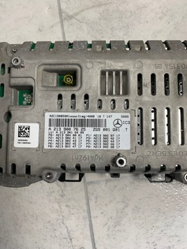 MERCEDES E TŘÍDA W213 PŘÍSTROJOVÁ DESKA BUDÍKY