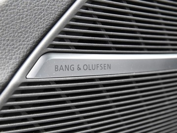 Audi Q8 SUV 3.0 50 TDI 286KM 2025 AUDI Q8 TDI quattro S line Suv 3.0 (286KM) 2025, zdjęcie 13