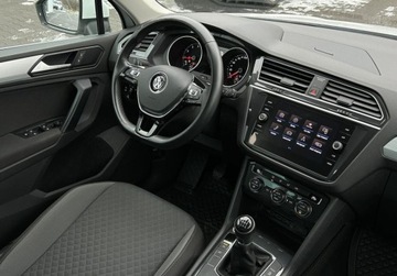 Volkswagen Tiguan II SUV 1.5 TSI EVO 150KM 2020 Volkswagen Tiguan Comfortline Pakiet Premium, ACC, Kamera, GPS, KEYLESS,, zdjęcie 15