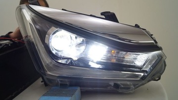 ISUZU D MAX II FACELIFT V CROSS 16-20 FULL LED PRAVÝ PRAVÁ SVĚTLO T