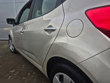 Kia Venga Mikrovan 1.4 DOHC CVVT 90KM 2011 Kia Venga 1.4 CVVT ISG Edition 7 90KM 2011r, zdjęcie 13