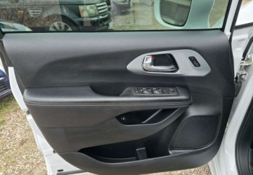 Chrysler Pacifica II 3.6 V6 Hybrid 264KM 2022 Chrysler Pacifica 3.6 eHybrid Touring L/S Skóry Kamery 360 Monitory FV 23%, zdjęcie 28