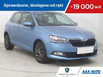 Skoda Fabia III Hatchback Facelifting 1.0 TSI 110KM 2019 Skoda Fabia 1.0 TSI, DSG, Klima, Klimatronic