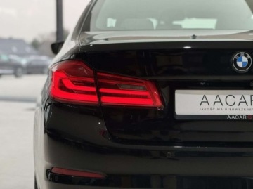 BMW Seria 5 G30-G31 Limuzyna 520d 190KM 2019 BMW Seria 5 520d xDrive Luxury Line Kamera cofania Nawigacja Salon Pols, zdjęcie 37