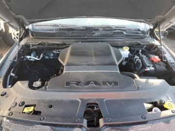  RAM 1500 2023r., LIMITED, od ubezpieczalni 5.7 Benzyna 392KM, zdjęcie 9