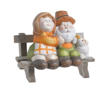 FIGURKA CERAMICZNA DZIADKOWIE Z PSEM