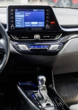 Toyota C-HR I Crossover Facelifting 1.8 Hybrid 122KM 2021 Toyota C-HR 1.8 Hybrid Style 1.8 Hybryda 122KM, zdjęcie 18