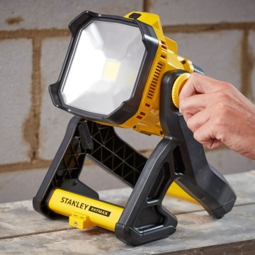 Светодиодная лампа 18В 1850лм V20 STANLEY SFMCL030B