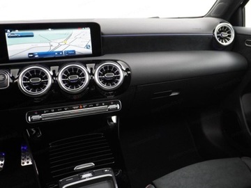 Mercedes Klasa A W177/V177 Hatchback Facelifting 2.0 220 190KM 2025 A Klasa 220 4-Matic AMG Line 2.0 (190KM) 2025, zdjęcie 8