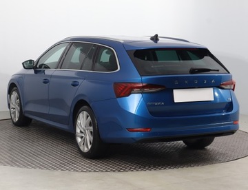 Skoda Octavia IV 2021 Skoda Octavia 1.4 TSI iV, Salon Polska, zdjęcie 3