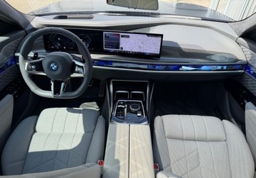 BMW Seria 7 G70 Sedan Plug-In 3.0 M60e 571KM 2024 BMW Seria 7 M760e xDrive Sport Dealer BMW Bonkowscy Gorzow Wlkp. 3.0, zdjęcie 20