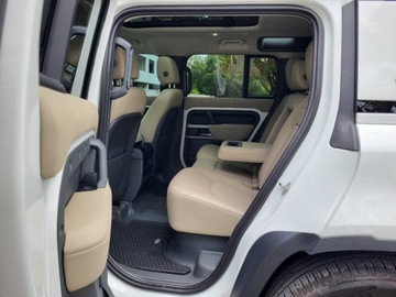 Land Rover Defender IV (L663) 90 3.0 i6P 400KM 2023 LANDROVER DEFENDER SE 110 P300AWD, 2.0l benzyna 300KM Przebieg 32,064km, zdjęcie 22