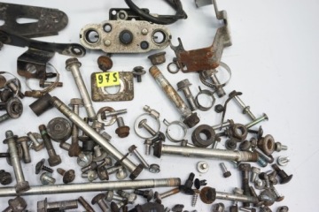 SUZUKI DL 650 V-STROM 12-16 ВИНТЫ