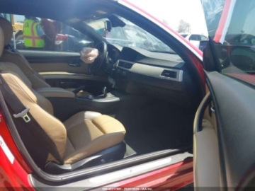 BMW Seria 3 E90-91-92-93 2008 BMW M3 2008 4.0l 4.0 Benzyna 414KM, zdjęcie 9