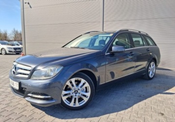 Mercedes Klasa C W204 Kombi T204 1.6 180 K BlueEFFICIENCY 156KM 2013 Mercedes-Benz Klasa C bezwypadekserwisavangardejak nowapanorama 1.6