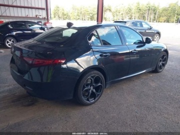 Alfa Romeo Giulia II Sedan 2.0 TBi 280KM 2019 Alfa Romeo Giulia Ti 2019 2.0l 2.0 Benzyna 280KM, zdjęcie 5
