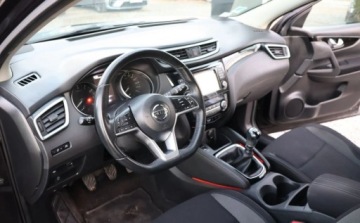 Nissan Qashqai II Crossover Facelifting 1.2 DiG-T 115KM 2018 Nissan Qashqai Tempomat, NAVI, K. Cofania, Multifunkcja, El. Szyby, Alu, Z, zdjęcie 4