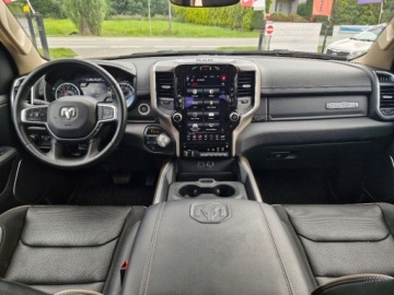 Dodge Ram V 5.7 HEMI 401KM 2021 Dodge RAM Ful Opcja przebieg 4 tys km 5.7 Benzyna zarejestrowany 1 wlascic, zdjęcie 26