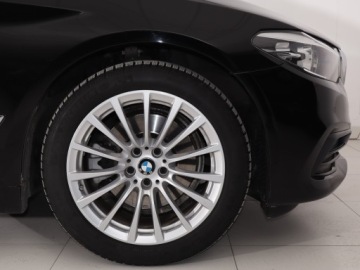 BMW Seria 5 G30-G31 Touring 520d 190KM 2018 BMW 5 520d, 187 KM, Automat, Skóra, Navi, Klima, zdjęcie 14