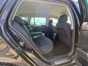 Skoda Superb II Kombi Facelifting 2.0 TDI CR DPF 170KM 2014 Skoda Superb 2.0 170Ps DSG Navi Alu Ksenon Kombi Gwarancja 2.0 Diesel 170KM, zdjęcie 23