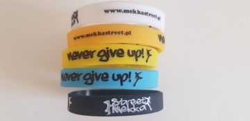 Силиконовые браслеты с тиснением и наполнением. 200 шт.