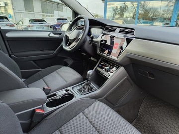 Volkswagen Touran III 1.5 TSI EVO 150KM 2023 Volkswagen Touran benzyna, automatyczna, napęd prz, zdjęcie 8