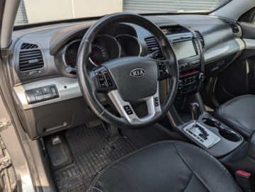Kia Sorento II SUV 2.2 CRDi 197KM 2010 Kia Sorento Navi Kamera Automat Klima Serwis Gwarancja 2.2 Diesel 197KM, zdjęcie 19