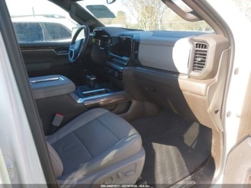 Chevrolet Silverado II 2022 Chevrolet Silverado 1500 Short Bed Ltz 2022 5.3 Benzyna 355KM, zdjęcie 9