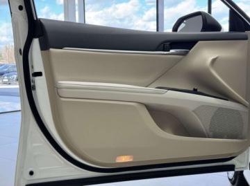 Toyota Camry IX Sedan 2.5 Hybrid Dynamic Force 218KM 2022 Toyota Camry Comfort Kamera cofania CarPlayAndroid Auto LED ACC, zdjęcie 10