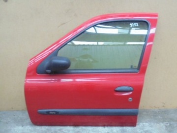 CLIO II 98-01 DVEŘE PŘEDNÍ LEVÉ ZRCÁTKO SKLO (OKNO) 5D