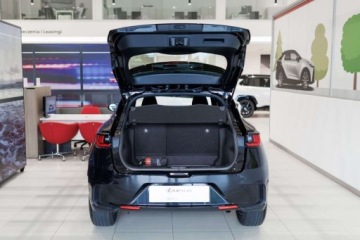 Lexus LBX 1.5 Hybrid 136KM 2024 Lexus LBX LBX 1.5 Hybrid 1.5 Hybryda 136KM, zdjęcie 24