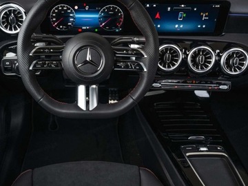 Mercedes Klasa A W177/V177 Hatchback Facelifting 1.3 200 163KM 2025 MERCEDES-BENZ A Klasa 200 AMG Line 1.3 163KM, zdjęcie 6