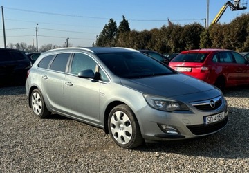 Opel Astra J Sports Tourer 1.7 CDTI ECOTEC 110KM 2012 Opel Astra 2012 r. 1.7 Diesel 110KM, zdjęcie 5